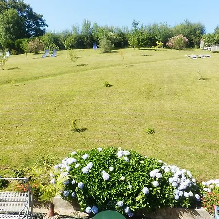 Gypsie Bed & Breakfast 3*